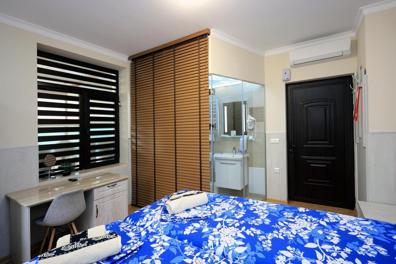 Къща За Гости Кребс Guesthousekrebs Schumen Exterior foto