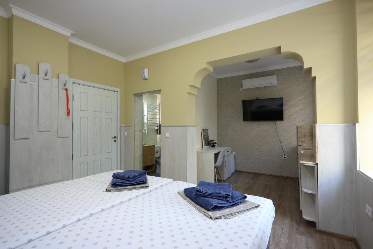 Къща За Гости Кребс Guesthousekrebs Schumen Exterior foto