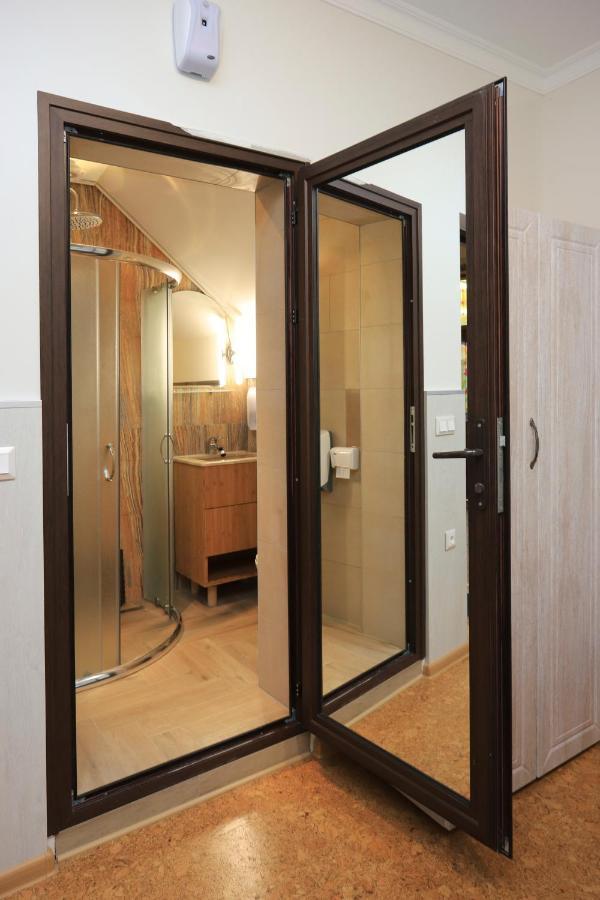 Къща За Гости Кребс Guesthousekrebs Schumen Exterior foto